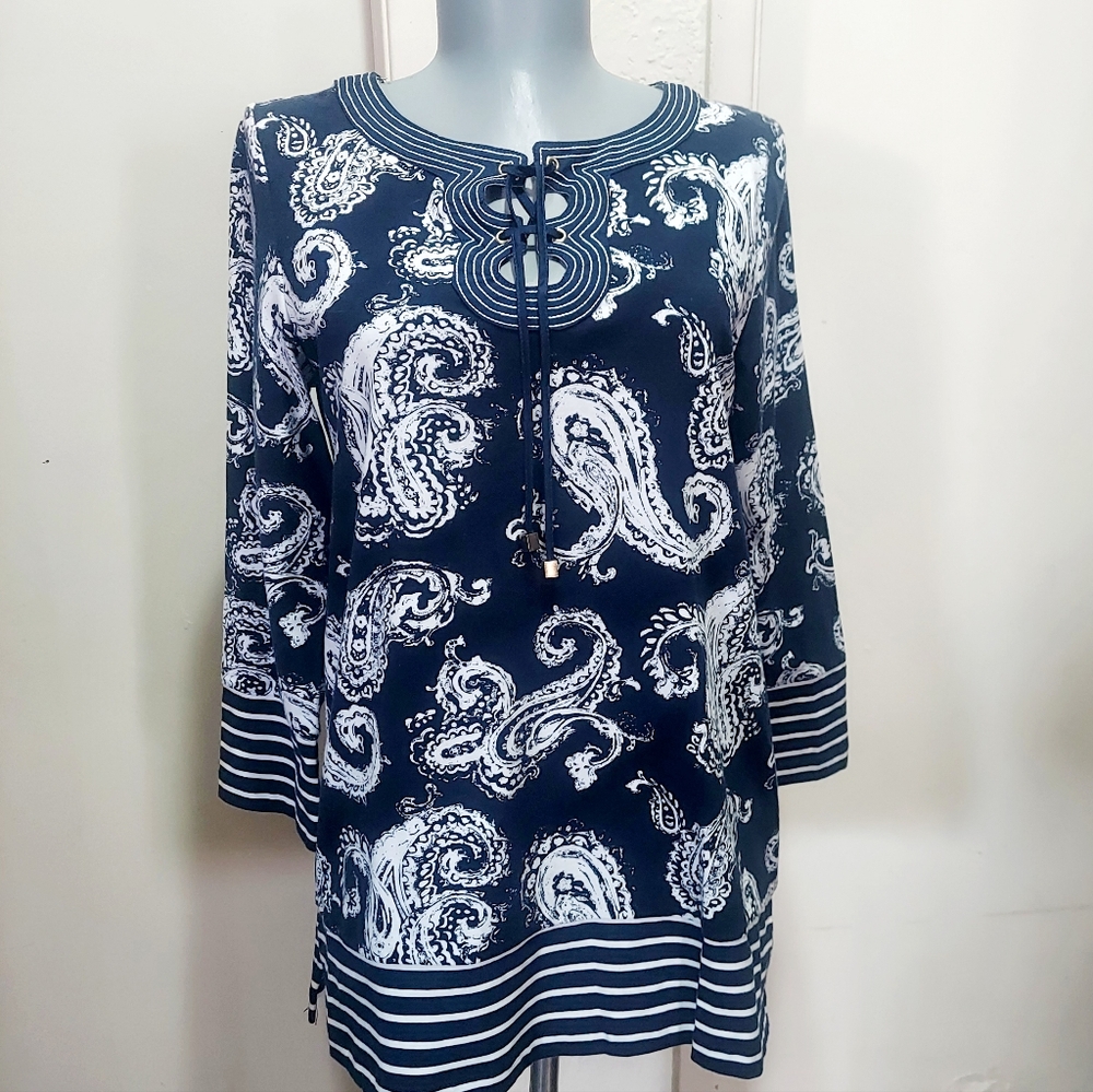 JONES NEW YORK SIGNATURE~S~DARK NAVY & WHITE PAISLEY COTTON STRETCH KNIT TUNIC